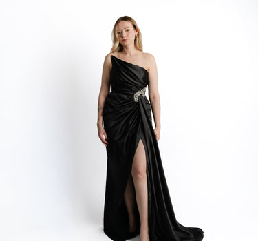 Noir Crystal Drape Gown vista completa