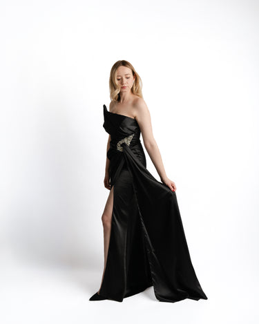 Noir Crystal Drape Gown vista lateral