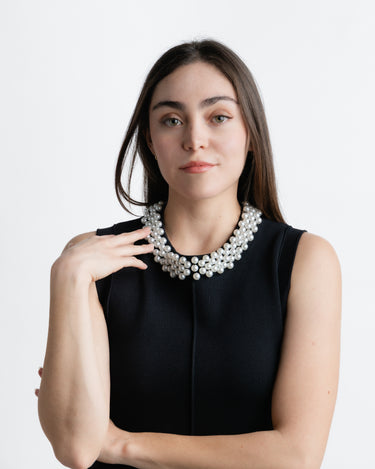 Vestido Perlas Kloer - Detalle collar de perlas